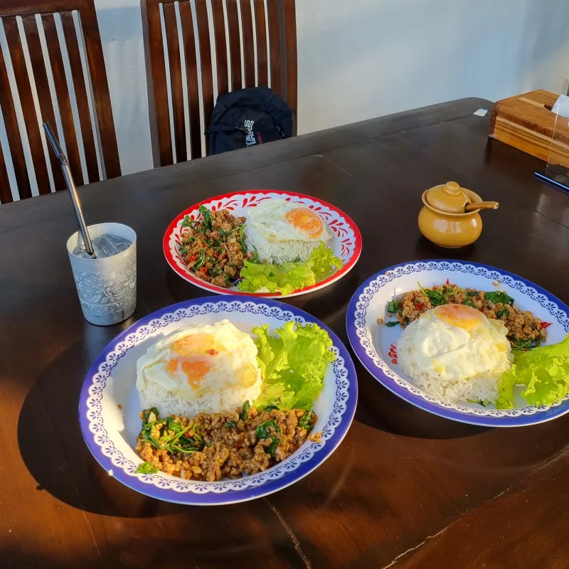 3 dishes